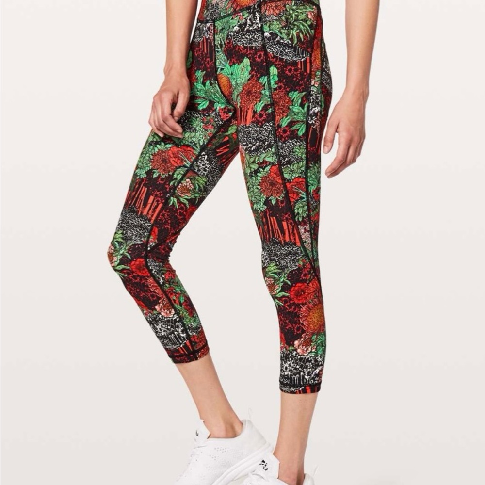 Lululemon Zen Garden Time to Sweat crops